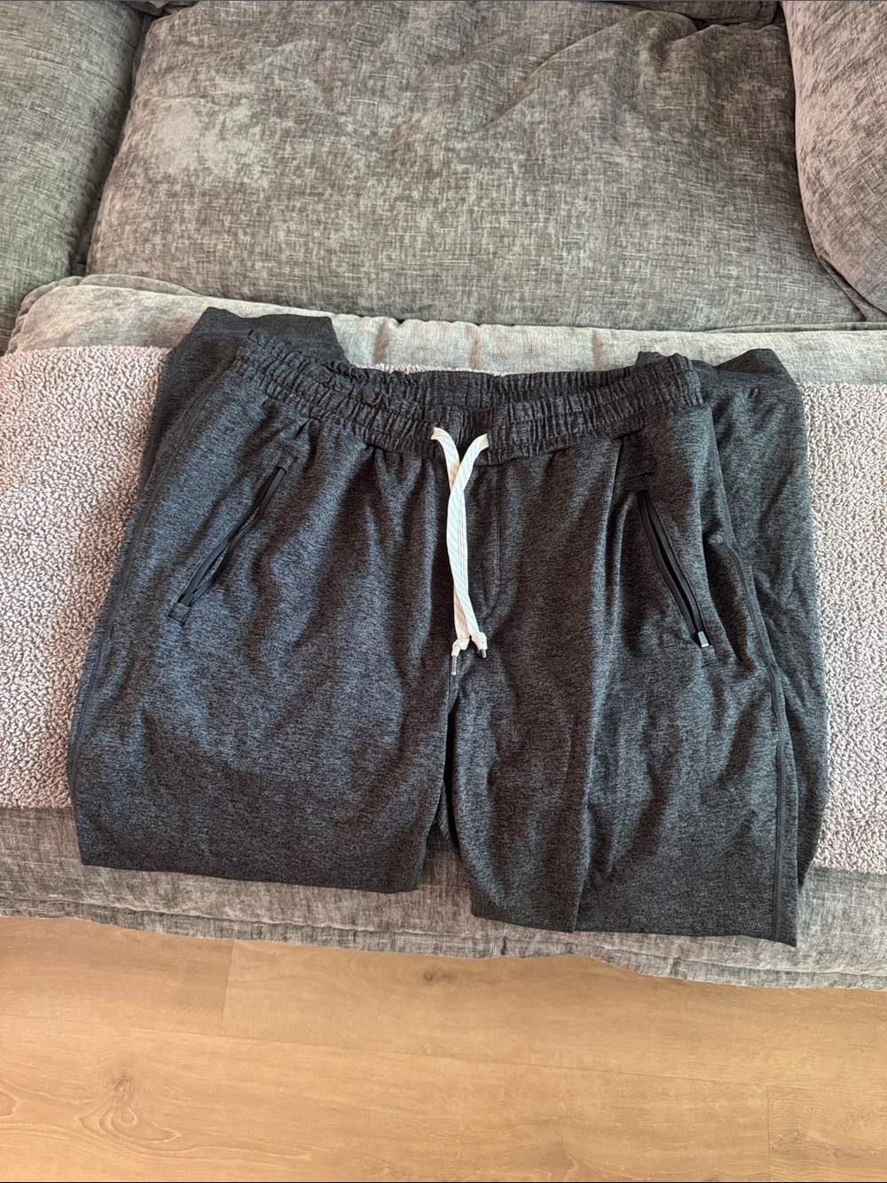 Vuori Men's Dark Gray Sweatpants with White Drawstring